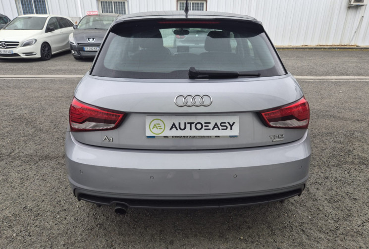 Audi A1 SPORTBACK  I Phase 2 SPORTBACK 95 CV * S-LINE * BI-TON * BT 