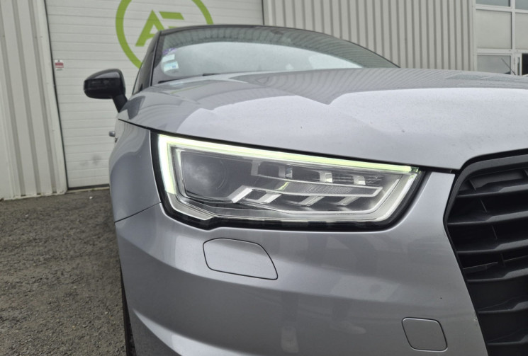 Audi A1 SPORTBACK  I Phase 2 SPORTBACK 95 CV * S-LINE * BI-TON * BT 