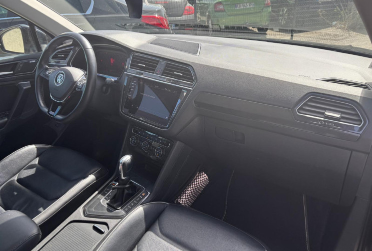 Volkswagen Tiguan  Volkswagen Tiguan