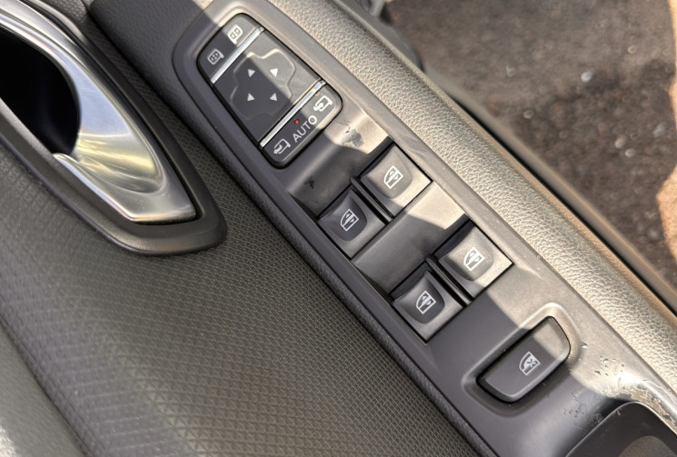 Renault Clio IV  Phase 2 1.2 TCe EDC6 S&S 120 cv Boîte auto