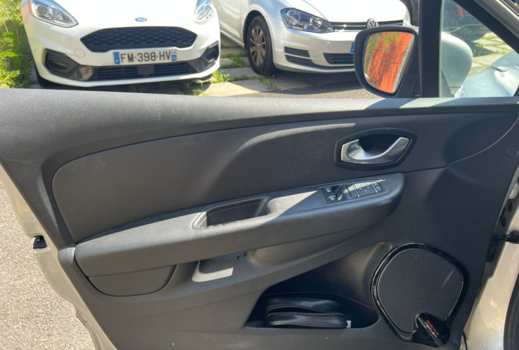 Renault Clio  IV Phase 2 1.5 dCi Energy eco2 S&S 90 cv