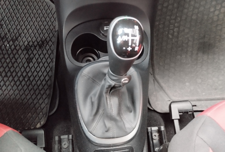 FIAT 500L 1.3 MultiJet 85 S&S Easy Dualogic / Automatique