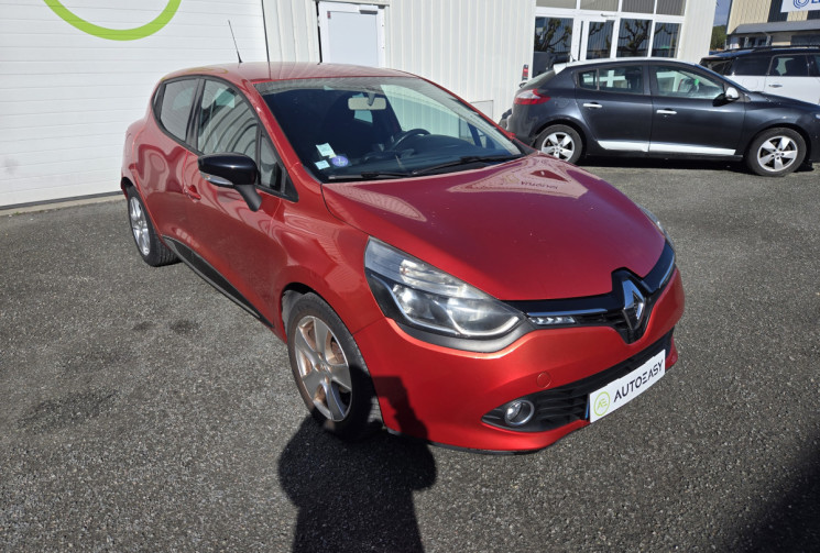 Renault Clio IV 90 cv 0.9 TCe * Limited Eco2 * 1 ère main * Historique d'entretien complet Renault