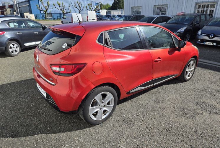 Renault Clio IV 90 cv 0.9 TCe * Limited Eco2 * 1 ère main * Historique d'entretien complet Renault