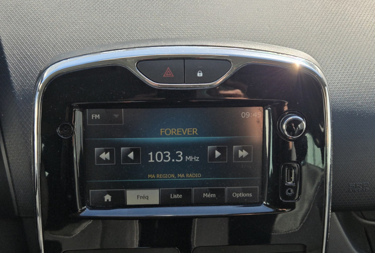 Renault Clio IV 90 cv 0.9 TCe * Limited Eco2 * 1 ère main * Historique d'entretien complet Renault