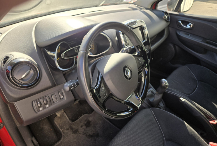 Renault Clio IV 90 cv 0.9 TCe * Limited Eco2 * 1 ère main * Historique d'entretien complet Renault