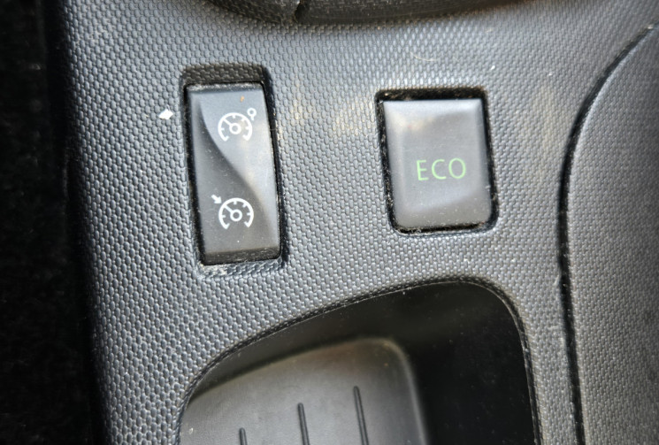 Renault Clio IV 90 cv 0.9 TCe * Limited Eco2 * 1 ère main * Historique d'entretien complet Renault