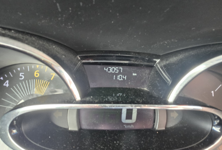 Renault Clio IV 90 cv 0.9 TCe * Limited Eco2 * 1 ère main * Historique d'entretien complet Renault