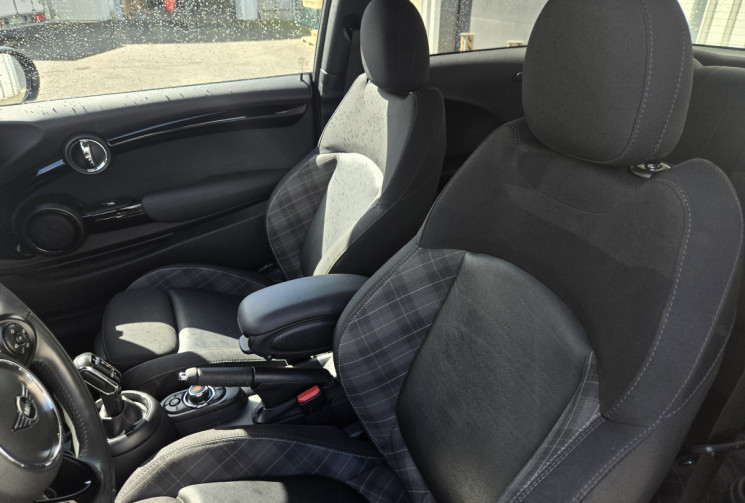 Mini Mini One 1.5 i 12V DCT7 102 cv Heddon Street * clim auto * radar de recul * Entretien à jour * 