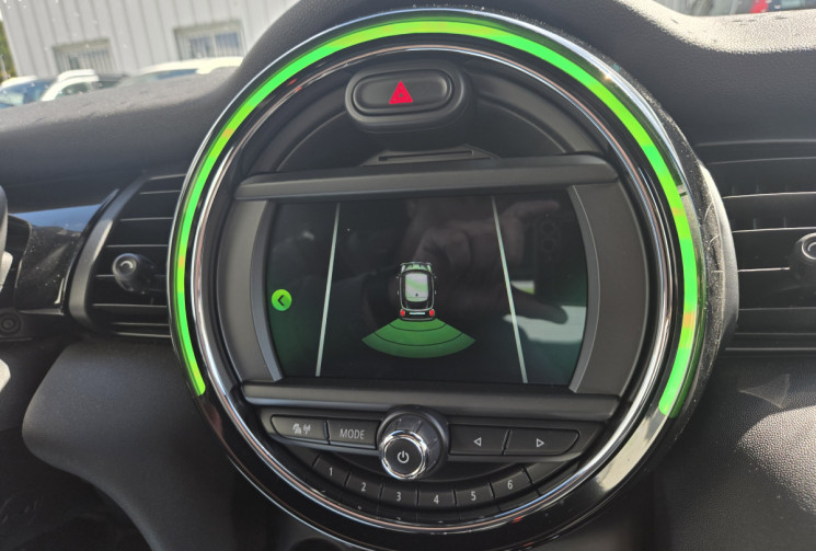 Mini Mini One 1.5 i 12V DCT7 102 cv Heddon Street * clim auto * radar de recul * Entretien à jour * 