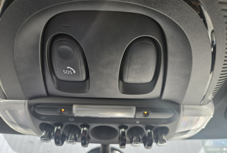 Mini Mini One 1.5 i 12V DCT7 102 cv Heddon Street * clim auto * radar de recul * Entretien à jour * 