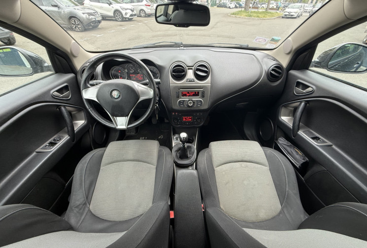 Alfa Romeo MiTo  1.4 MPI MULTIAIR 105 S/S DISTINCTIVE