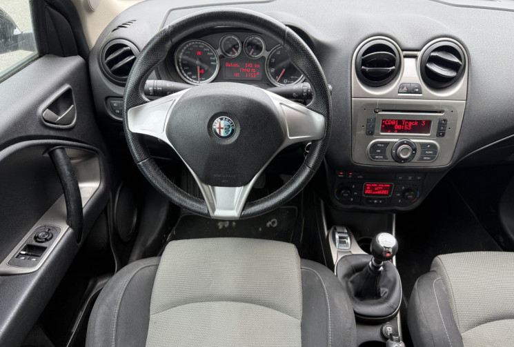 Alfa Romeo MiTo  1.4 MPI MULTIAIR 105 S/S DISTINCTIVE