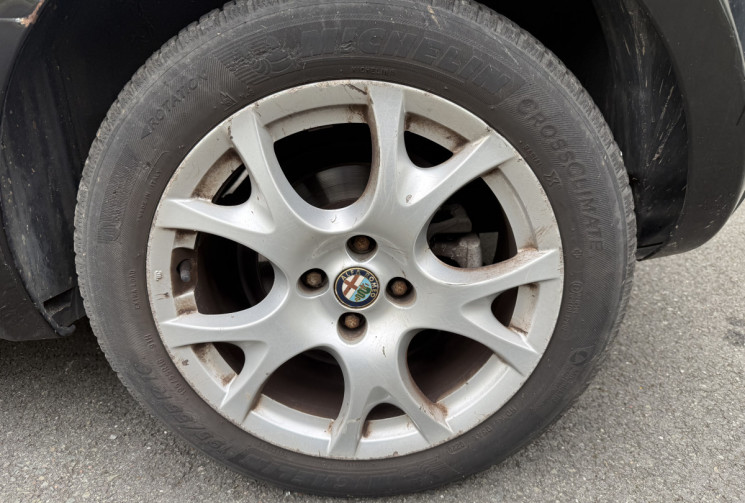 Alfa Romeo MiTo  1.4 MPI MULTIAIR 105 S/S DISTINCTIVE