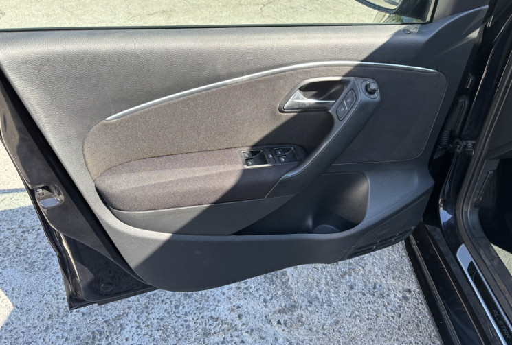 Volkswagen Polo 1.0  60 ALLSTAR 