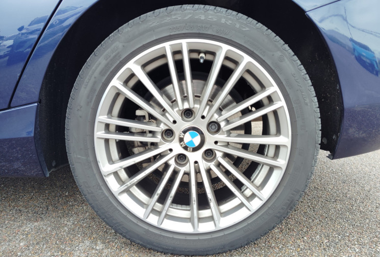 BMW Série 1 F20 116D 5CV URBANCHIC 5P