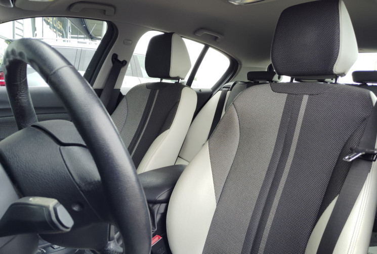 BMW Série 1 F20 116D 5CV URBANCHIC 5P