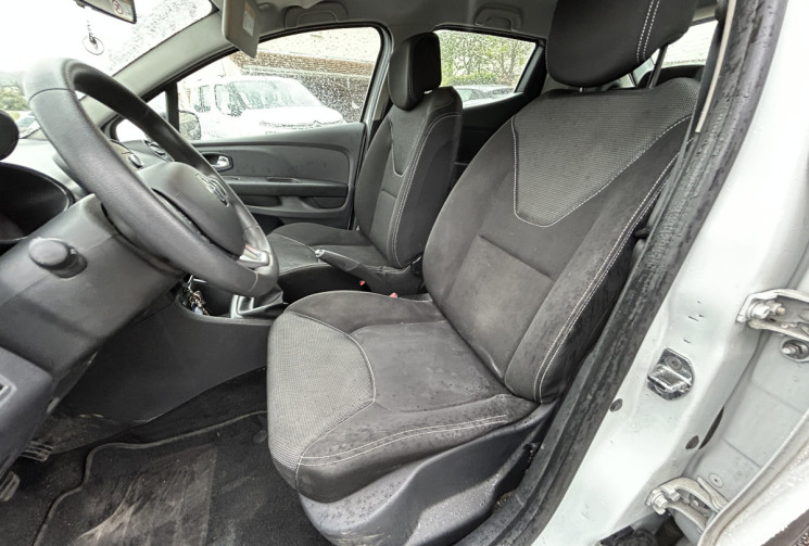 Renault Clio IV 1.5 DCI / 75 CH 