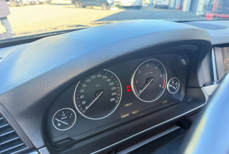 BMW Série 5  BMW Serie 5 520D X drive  F10 190
