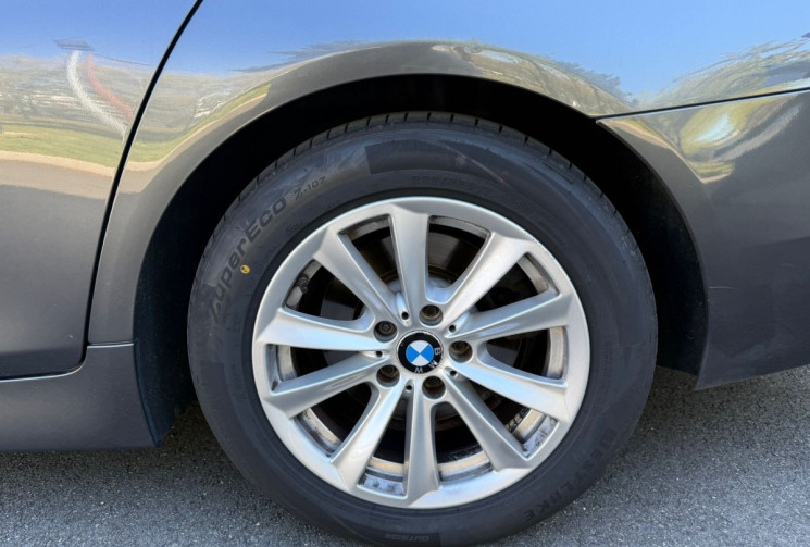 BMW Série 5  BMW Serie 5 520D X drive  F10 190