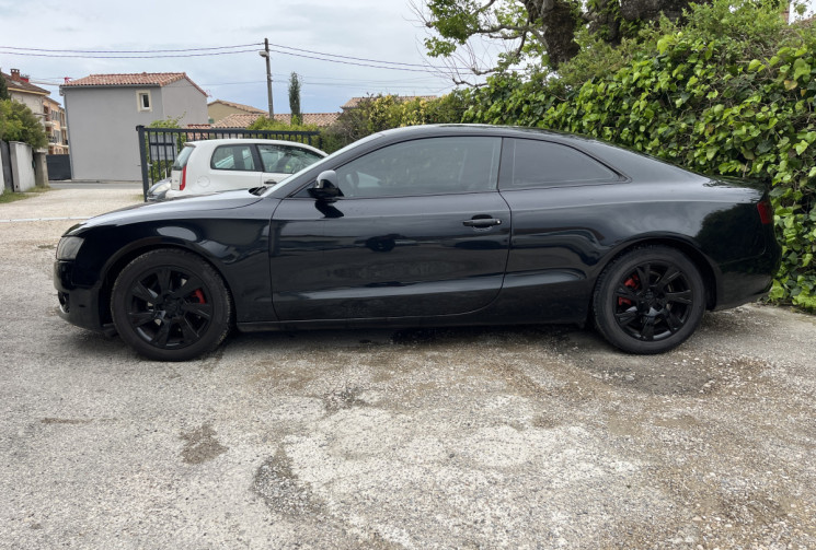 Audi A5 2.0 TFSI FULL BLACK 
