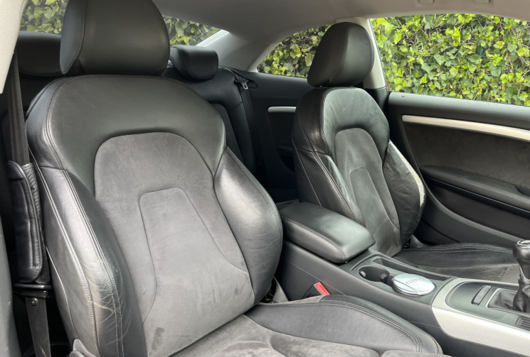 Audi A5 2.0 TFSI FULL BLACK 