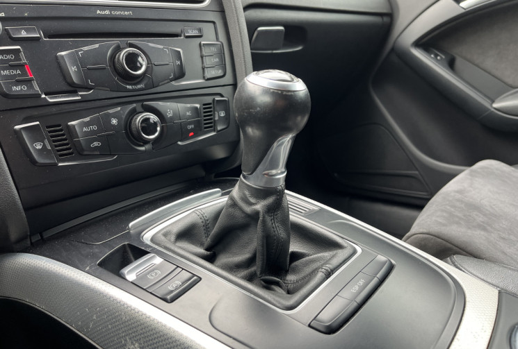 Audi A5 2.0 TFSI FULL BLACK 