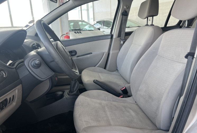 Renault Clio  3 1.5 dCi 68 Authentique / RIEN A PREVOIR / DISTRIBUTION NEUVE