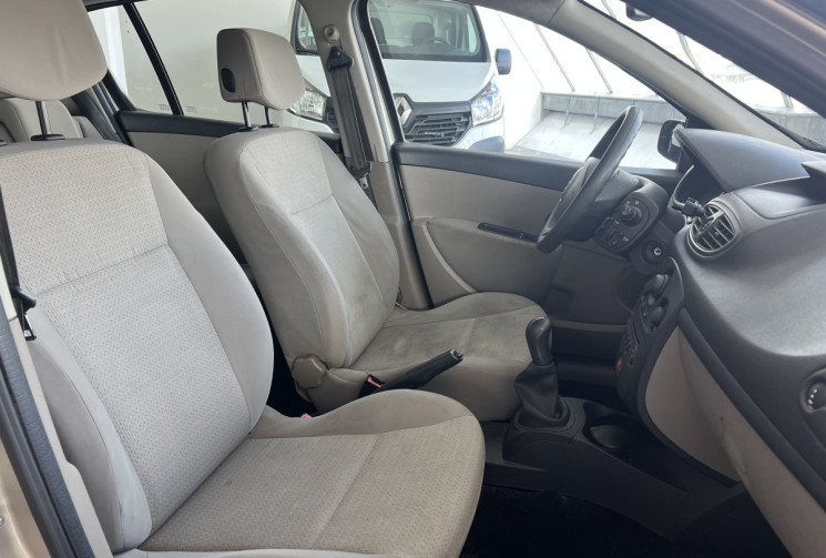 Renault Clio  3 1.5 dCi 68 Authentique / RIEN A PREVOIR / DISTRIBUTION NEUVE