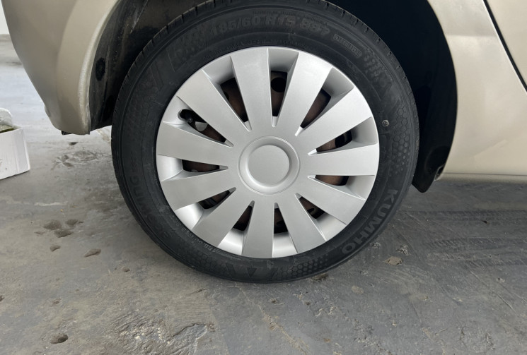 Renault Clio  3 1.5 dCi 68 Authentique / RIEN A PREVOIR / DISTRIBUTION NEUVE