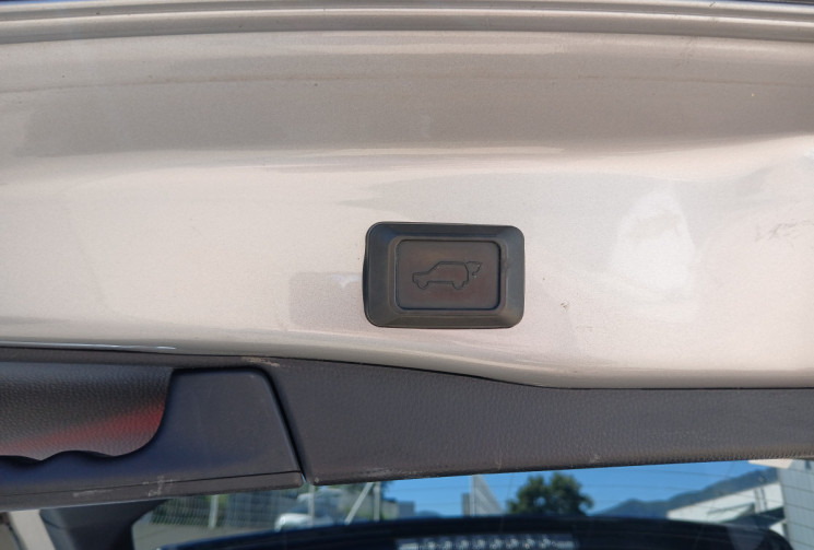 Toyota RAV4  V 2.5 VVT-iE 16V 218 Hybrid 2WD E-CVT 177 PREMIERE EDITION 