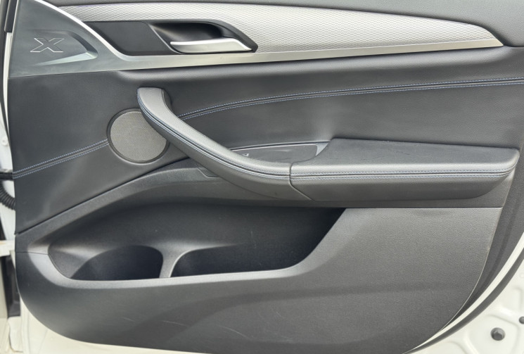 BMW X4 G02 xDrive30d 265ch M Sport BVA8 / Virtual Cockpit / Sieges Sport bacquet