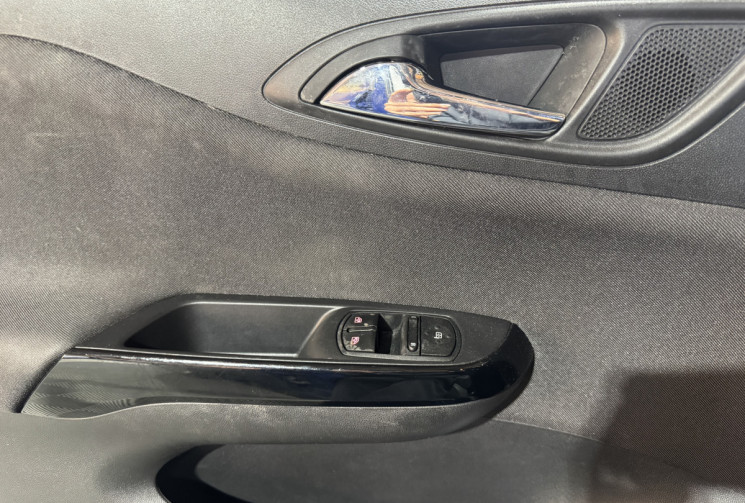 Opel Corsa GARANTIE 1 AN 1.4 i 16V S&S 90 cv