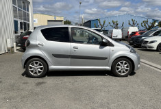 Toyota Aygo 5 Portes 1.0 VVTi 68 cv * TOMTOM GPS * Climatisation * Bluetooth 