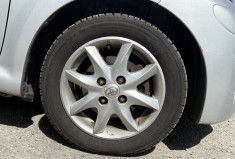 Toyota Aygo 5 Portes 1.0 VVTi 68 cv * TOMTOM GPS * Climatisation * Bluetooth 