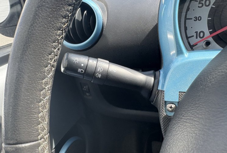 Toyota Aygo 5 Portes 1.0 VVTi 68 cv * TOMTOM GPS * Climatisation * Bluetooth 