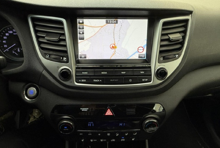 Hyundai Tucson III CREATIVE 2.0 CRDi 16V 2WD S&S 136 cv Origine France 2em main / car play / camera 