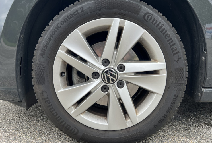 Volkswagen Golf 8 1.5 eTSI OPF 130 Life DSG7