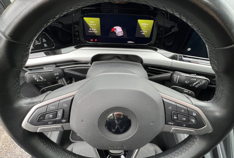 Volkswagen Golf 8 1.5 eTSI OPF 130 Life DSG7