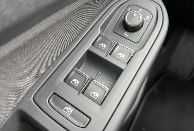 Volkswagen Golf 8 1.5 eTSI OPF 130 Life DSG7