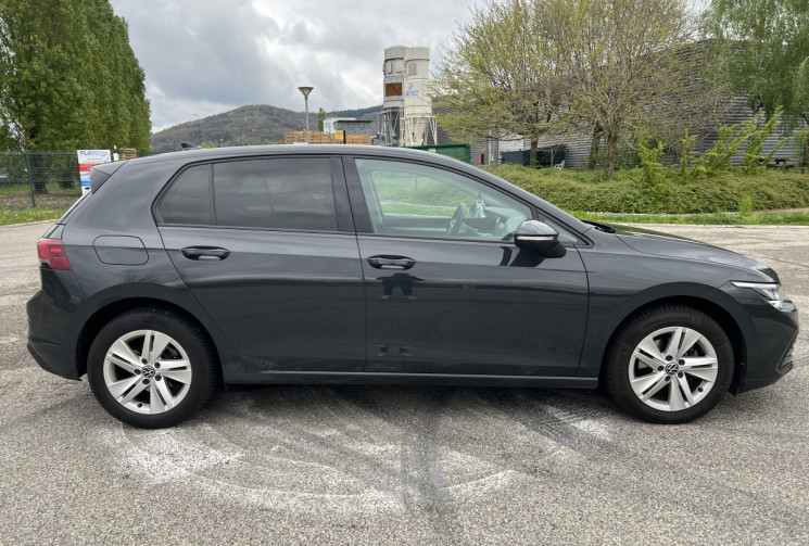 Volkswagen Golf 8 1.5 eTSI OPF 130 Life DSG7