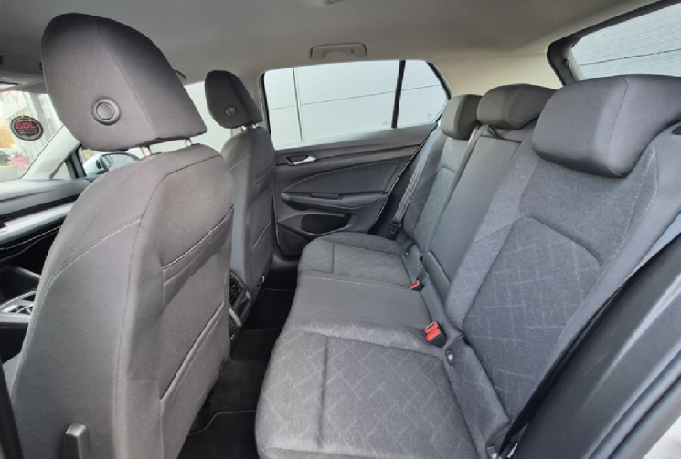 Volkswagen Golf 8 1.5 eTSI OPF 130 Life DSG7