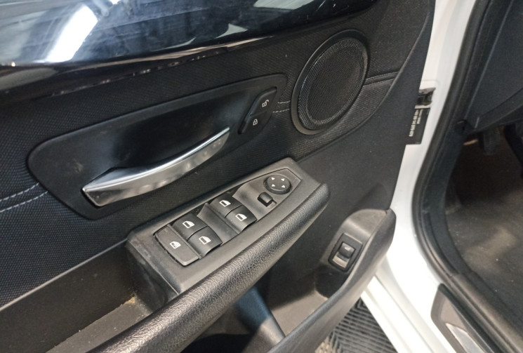 BMW SERIE 2 ACTIVETOURER 216d 116 ch Sport / Entretien complet