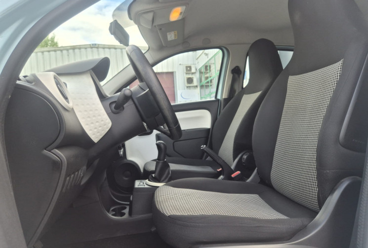 Renault Twingo III 1.0 SCE 12V 71 CV * IDEAL JEUNE PERMIS 