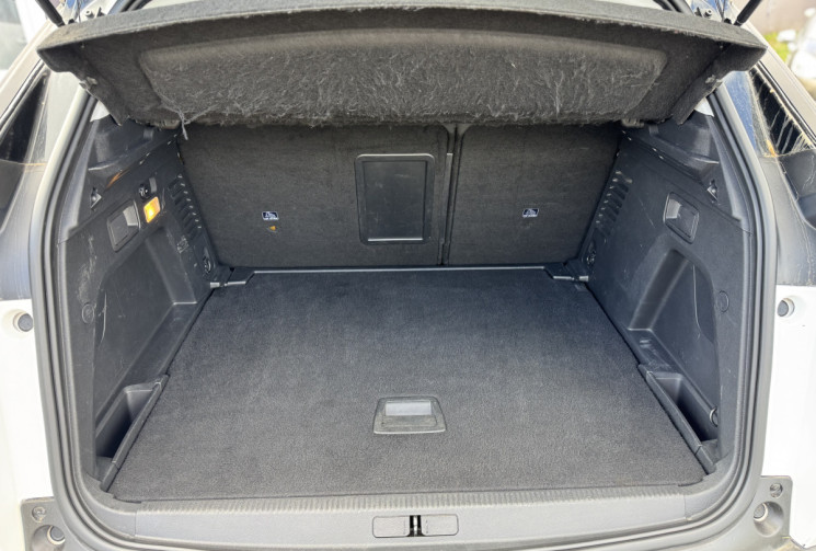 Peugeot 3008  Allure 1.5 BlueHDi 130ch