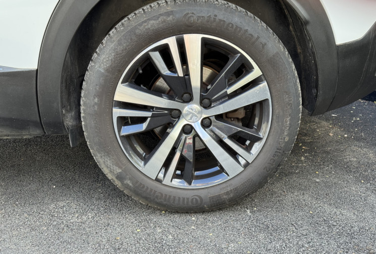 Peugeot 3008  Allure 1.5 BlueHDi 130ch