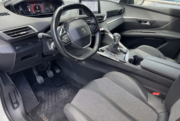 Peugeot 3008  Allure 1.5 BlueHDi 130ch