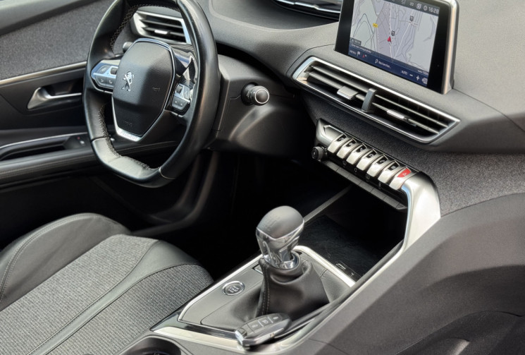 Peugeot 3008  Allure 1.5 BlueHDi 130ch