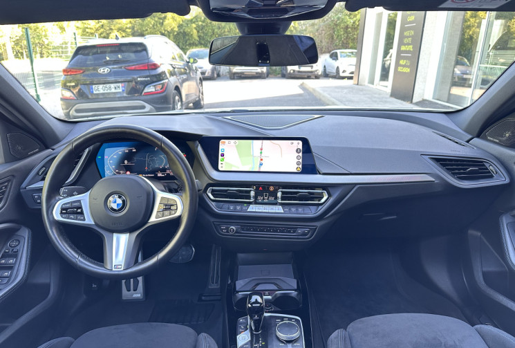 BMW Série 1 118i 136 M Sport DCT7 / Toit ouvrant / Sièges Baquet / Tête haute / Harman Kardon / TVA