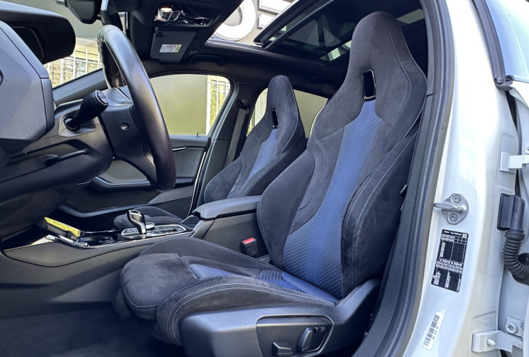 BMW Série 1 118i 136 M Sport DCT7 / Toit ouvrant / Sièges Baquet / Tête haute / Harman Kardon / TVA